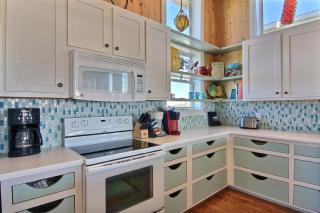 Ruby Redbird Roost - 8