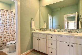 Ruby Redbird Roost - 1