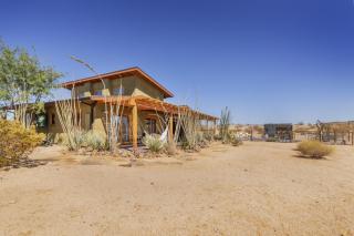 MoonView Modern - Hot tub, BBQ & Private Pool home - 1