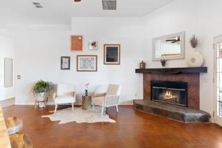Euphorbia House - Fire Pit, Ping Pong, Tether Ball & Dark Skies home - Yucca Valley - 4