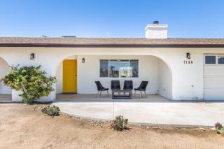 Horseshoe House - Hot Tub, BBQ and Fire Pit! home - 6