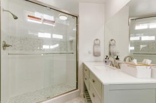 Rocky Ridge Retreat - Hot Tub, Fire Pit & BBQ! home - 3