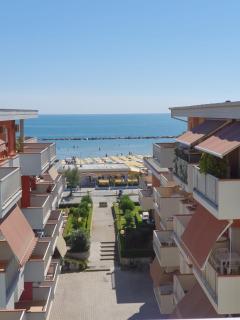 Hotel Holiday - 3