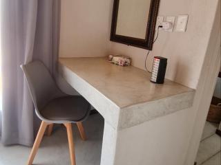 Hoedspruit Bush Stay - 4
