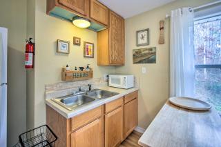 Charming Rusk Guest Cabin with Shared Yard - Rusk - 1