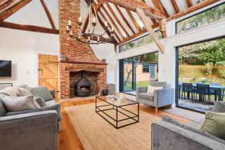 The Coach House, Hambledon - 0