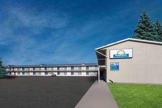 Days Inn by Wyndham Birch Run - 5