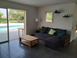 Villa climatisée avec piscine - 3