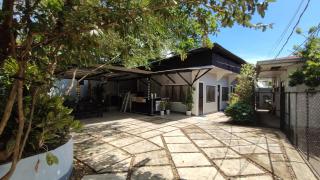 Ezekiel Transient House - 2