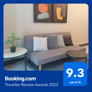 Uptown Parksuites Tower 1 BGC - Manila - 4