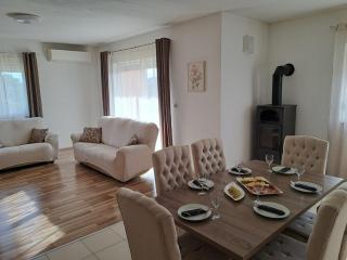 Holiday Home Gabi - 1