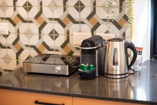 PORT CITY HAIFA - Vintage 1 Bdrm Garden next to Rambam - 7