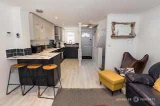 Driftwood by Grandeur Property - Bournemouth - 2