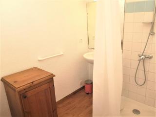 Studio au rez-de-chaussée avec parking, animaux admis - FR-1-504-581 - Le Dévoluy - 2