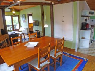 Appartement lumineux avec mezzanine, balcon et garage, au cœur de Samoëns - FR-1-629-53 - 8