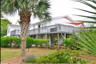 Beach Breeze 3, pet friendly, walking distance to Atlantic Ocean free parking - Myrtle Beach - 9