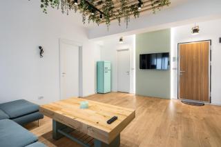Jungle Escape - Luxe 1-BR Haven in Bucharest - Bucarest - 4