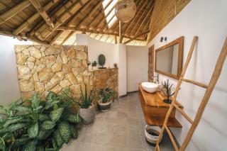 Kayuma Villas Lombok - Selong Belanak - 6