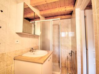 Appartement spacieux avec balcon, 4 chambres en suite, à 200m du centre de Morzine et des remontées mécaniques - FR-1-524-98 - 1