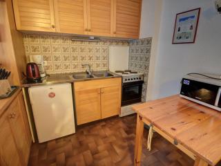 Studio confortable avec balcon proche centre et Pleney - FR-1-524-60 - 9