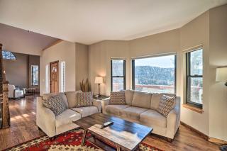 Expansive Evergreen Home with Hot Tub and Deck! - 8