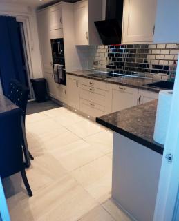 Impeccable 2-Bed House - Londra - 6