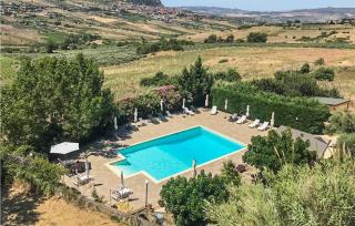 Amazing Home In San Giuseppe Jato - 9