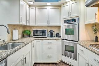 Spacious Rochester Home with Heated Pool and Hot Tub! - Rochester - 1