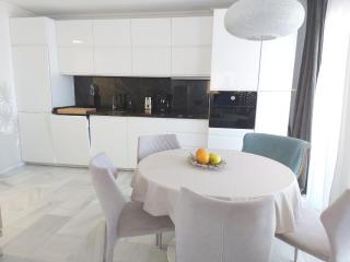 2 BR Beachfront apartment in Estepona, Malaga. - Estepona - 4