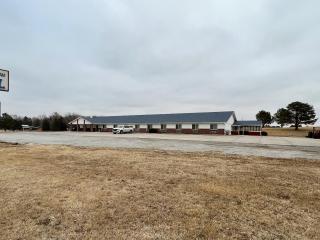 The Trail Inn - Sutton, Nebraska - US-6 HWY - - 7