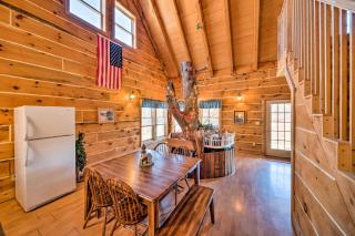 Secluded Spragueville Cabin by ATV Trails and River! - 2