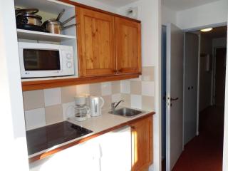 Appartement Cosy avec Balcon Sud, 2 Pièces pour 4 Pers., Proche Remontées et Commerces - FR-1-634-69 - 6