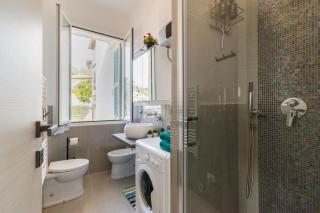 Casa Acqua Marina - 1 min from the sea, Wi-Fi & Air Conditioning, Sea View Balcony - Bordighera - 6