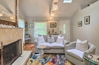 Cute East Hampton Cottage with Patio - Walk to Beach - East Hampton - 5