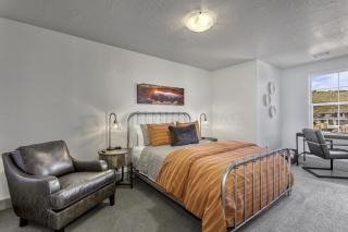 Escondido 2323 Sleeps 19, Ping Pong table, High speed internet- near Sand Hollow and Quail Creek - Washington - 5