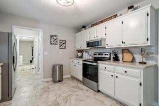 Decked Out Spacious 3BR Near Pine Mountain Trail W - Cartersville - 4