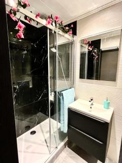 Luxury Dreams Balneo - Le Cannet - 6