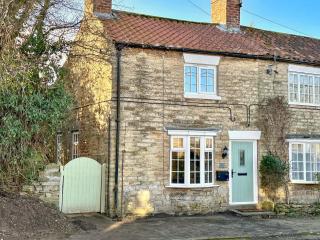 Snowdrop Cottage - Bulmer - 7
