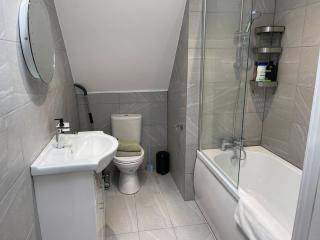Rosey Lodge -1Bedroom Cousy Flat - Parking, Netflix, WIFI - Close to Blenheim Palace & Oxford - F5 - Oxford - 2