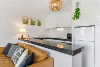 2 St Tropez - Noosa Heads - 7