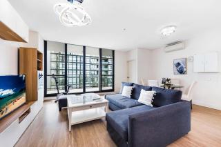 Lovely 2 Bedroom Apt with Swimming Pool - Sidney - 3