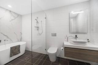 Luxuary 3 Bedroom Apt with Large internal space - Sydney - 5