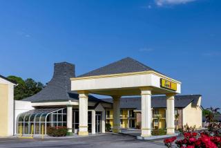 Super 8 by Wyndham McDonough GA - McDonough - 0