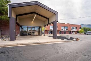 Ramada by Wyndham Cedar City - Cedar City - 4