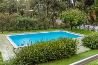 Marvelous, Secluded Villa w/ 3 BR , Pool & Garden, Kavos - Isthmia - 6