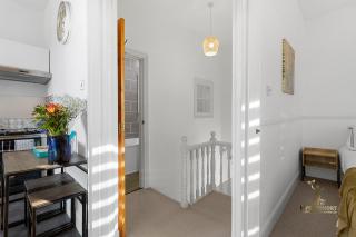 1 Bed Apartment, Central Exeter, Close to Quay - 1