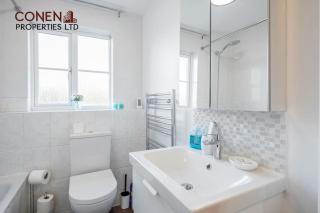 CONEN Chafford Three Apartment - West Thurrock - 9