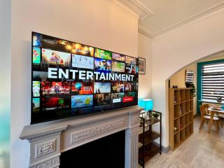 Bramhall House - Great for Contractors or Family Holidays - 7