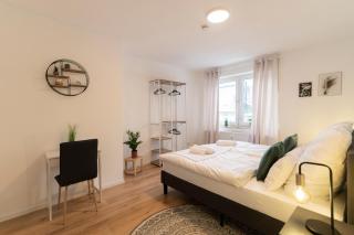 Peter Apartments - Premium Wohnung I 95qm I 3 Schlafzimmer I großes Bad I Küche I Wohnzimmer I TV - 1