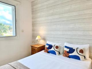 Banana Beach II - EaW Homes - 2